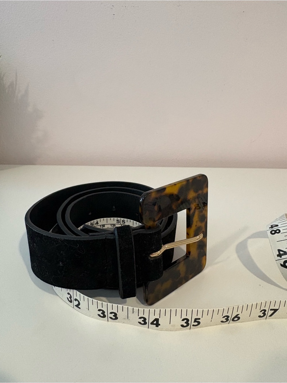 Lulus Black Suede Belt with Tortoiseshell Buckle - Picture 2 of 4